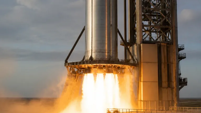 SpaceX tests Starship engines ahead of its 15th flight