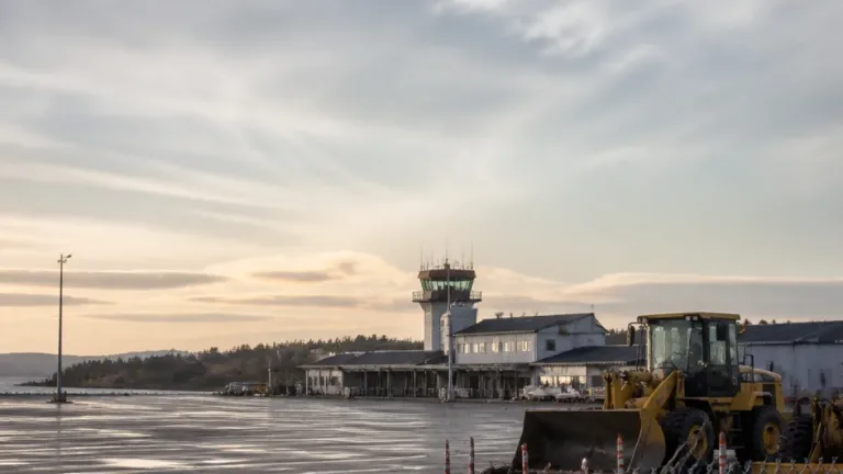 Federal government agrees to notify Oregon before any ICE detention construction in Newport